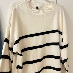 H&M Sweater